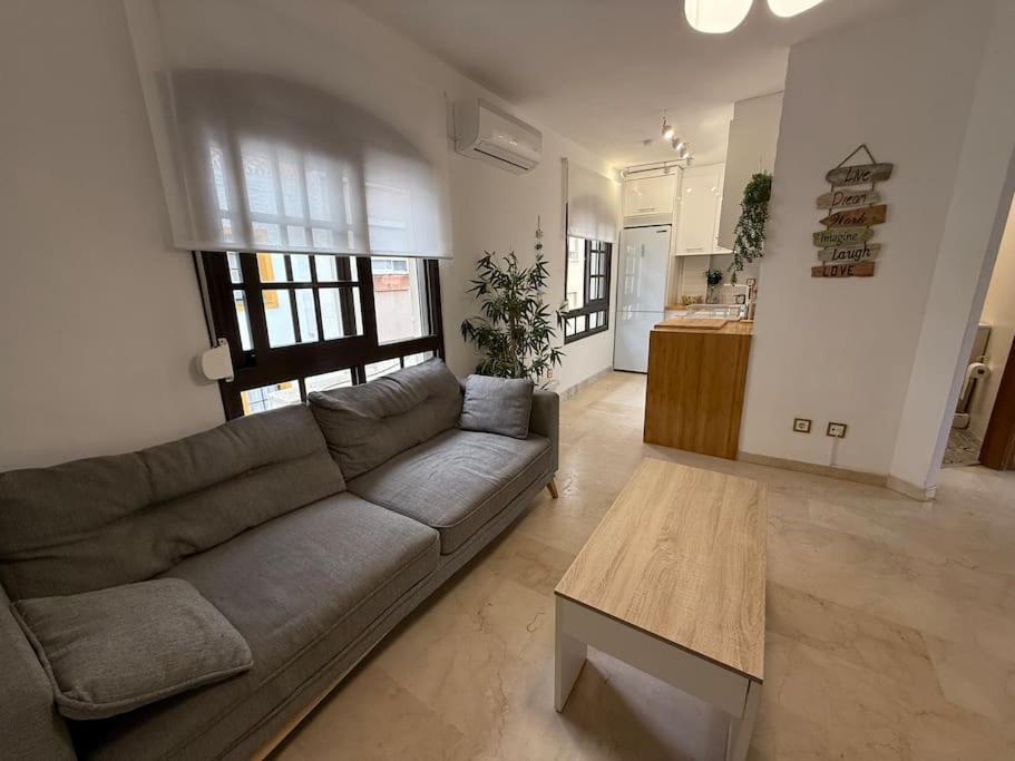 Apartamento Moderno Cerca Del Mar-Playa Y Centro A 2 Min Εστεπόνα Εξωτερικό φωτογραφία