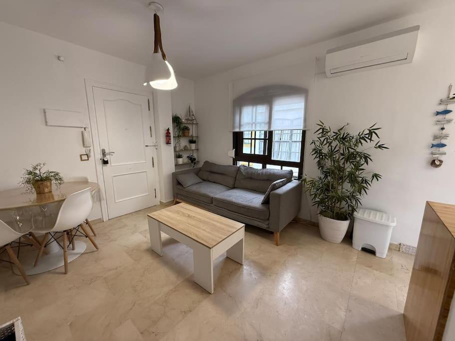 Apartamento Moderno Cerca Del Mar-Playa Y Centro A 2 Min Εστεπόνα Εξωτερικό φωτογραφία