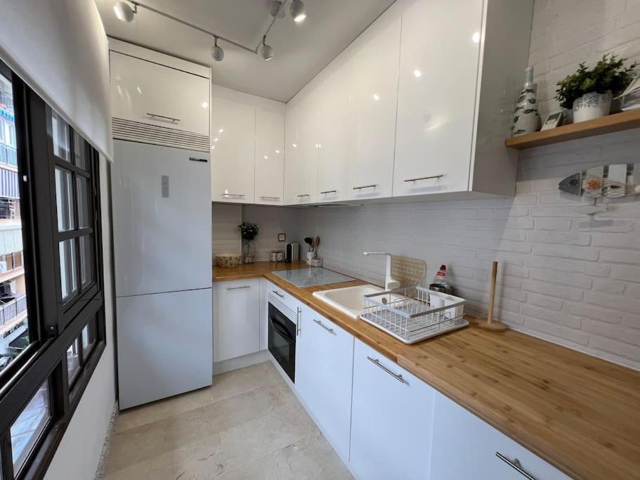 Apartamento Moderno Cerca Del Mar-Playa Y Centro A 2 Min Εστεπόνα Εξωτερικό φωτογραφία